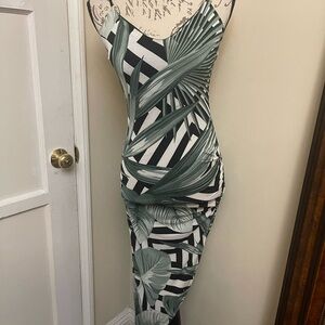 Fashion Nova Green and Black Leaf Print Maxi Dress